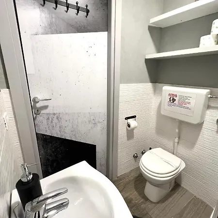 Aria Di Casa Pensión 3*
