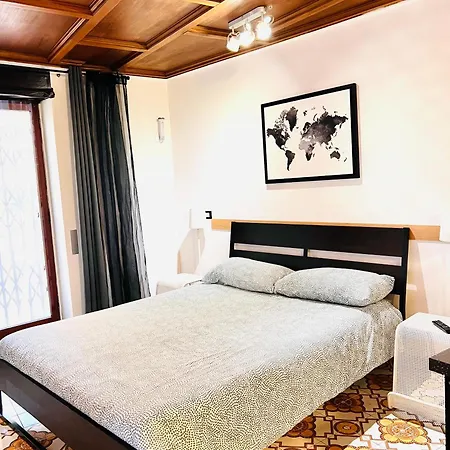 Aria Di Casa * Rome